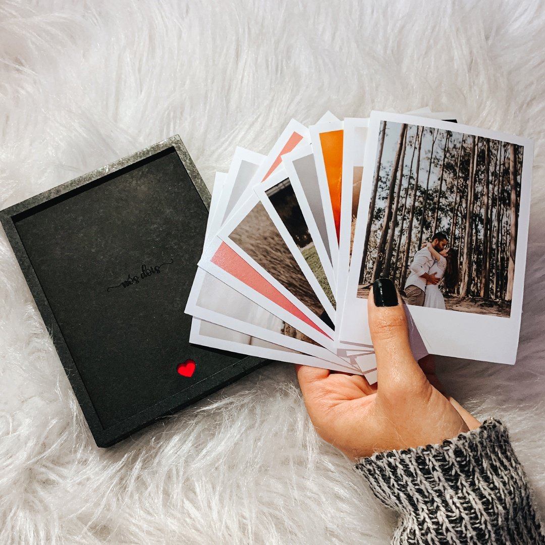 30 Fotos impressas no formato Polaroid em papel fotográfico. Ideal
